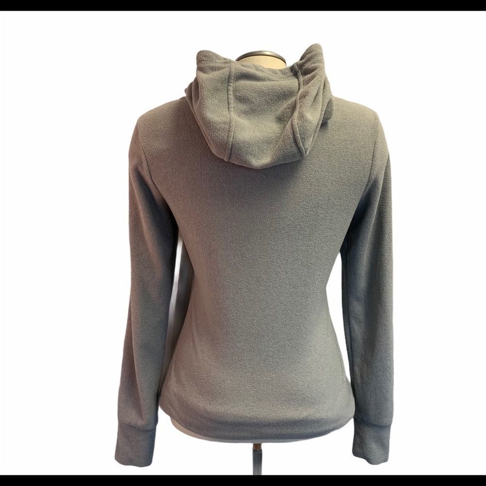 Nwot bench light gray fleece pullover hoodie Sz S - Picture 2 of 5